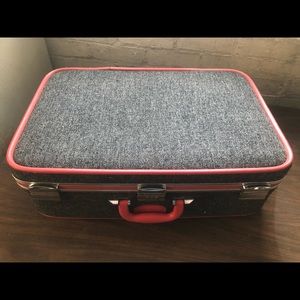 Vintage Tweed Skyway Suitcase